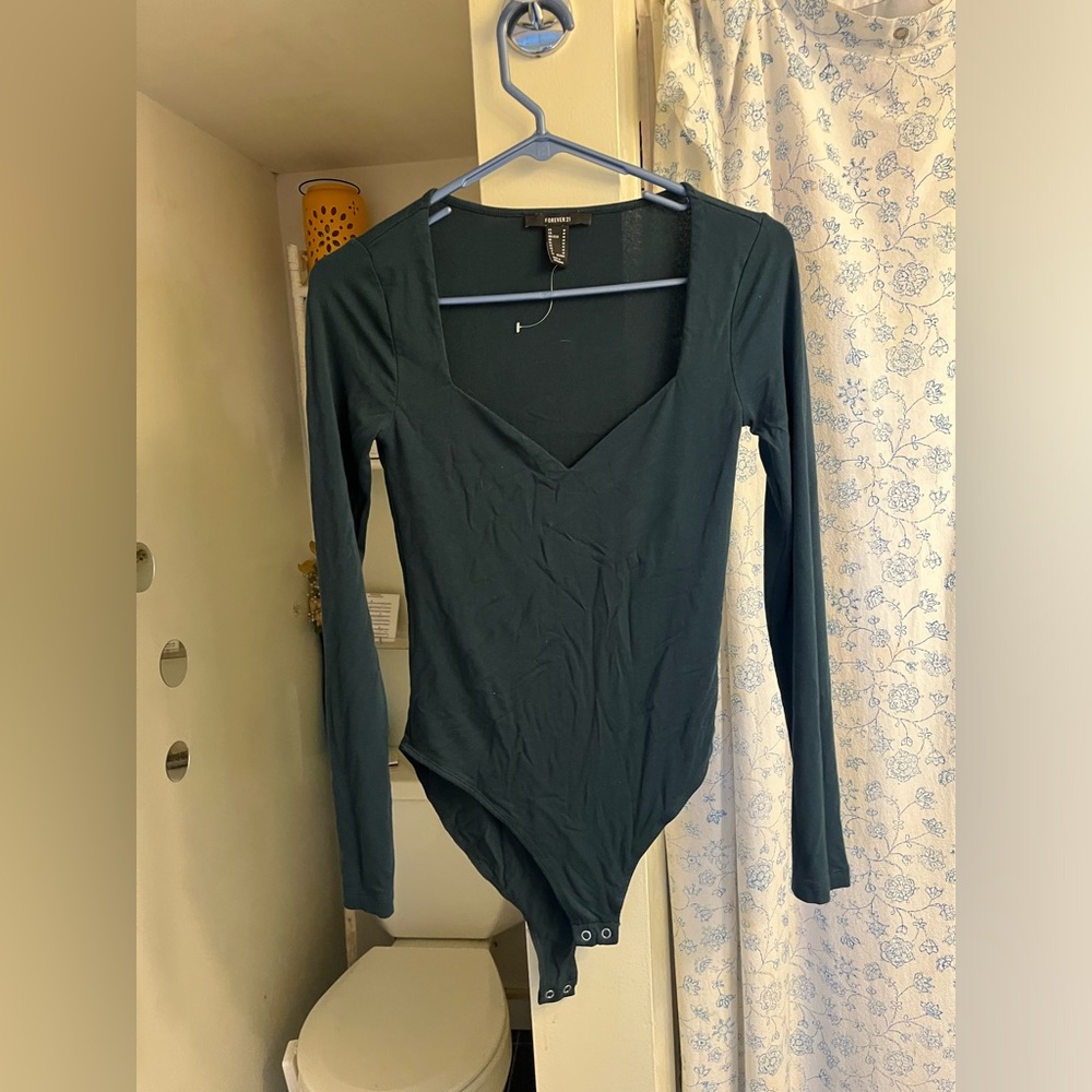 Green Bodysuit. Never Worn. Forever 21.